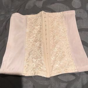 🔴5/$20 Sale!! Waiist trainer